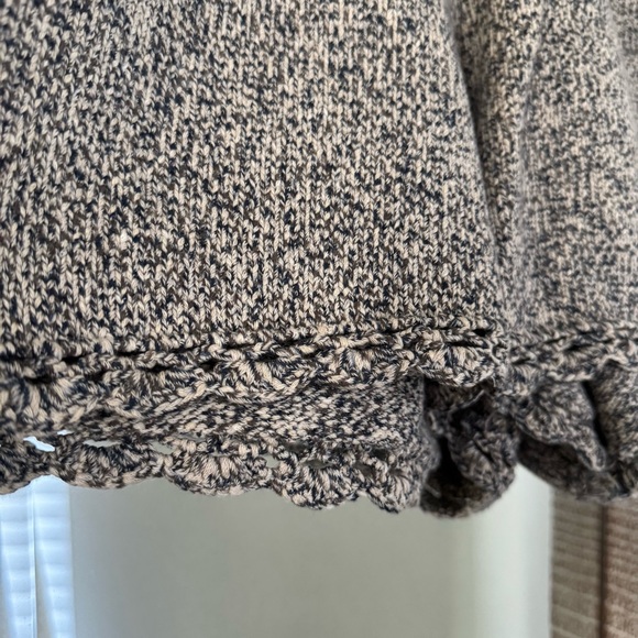 Sezane Alessio Shorts in Ecru/Blue - Picture 6 of 9